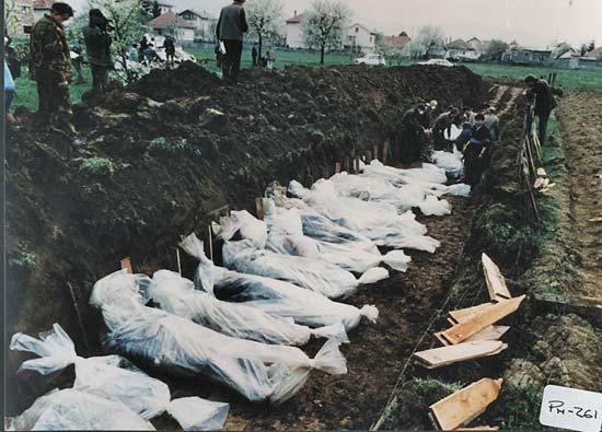A hastily assembled Bosnian government army, together with some better-prepared Bosnian Croat forces, held the front lines for the rest of that year, though its power was gradually eroded in parts of