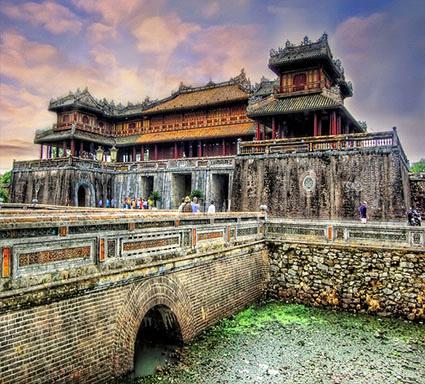 Hue is best known for its impressive architecture with citadels, pagodas, tombs, palaces and temples set against the atmospheric backdrop of the Perfume River.