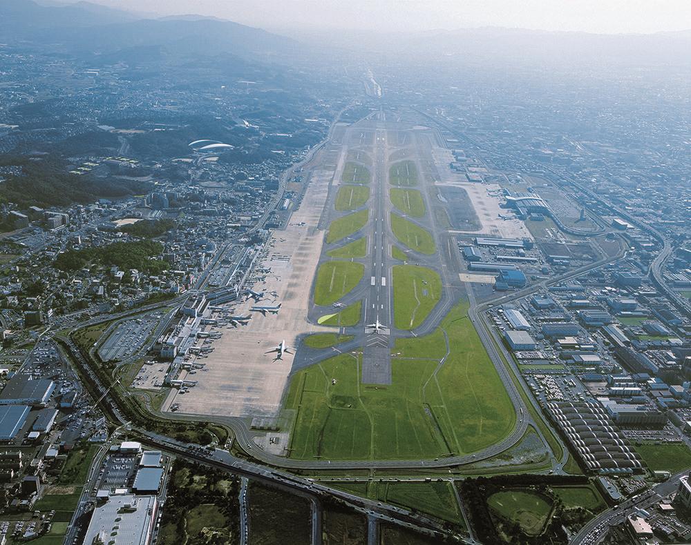 15 Hours Operation (07:00-22:00) International Passenger Terminal Domestic Passenger Terminal Runway: 2,800m