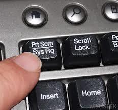 Korisne opcije za čuvanje elektronskih podataka su: Print Screen Koristeći tipku Print Screen ( odštampaj ekran ) u gornjem desnom delu tastature može se