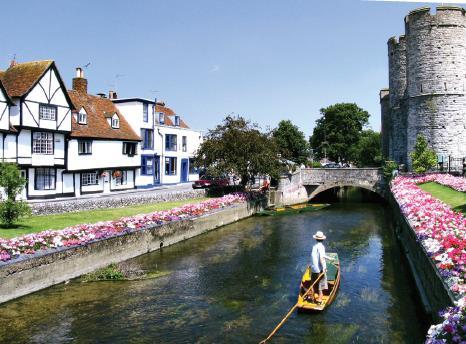 Canterbury Key Features: Learn in the grounds of