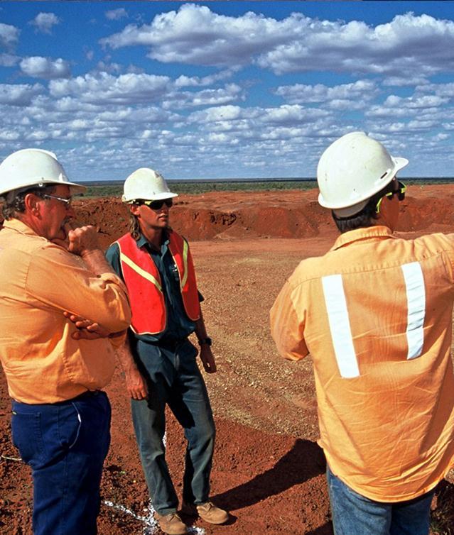 TO TA L S K I L L R E Q U I R E M E N T S Given the current investment detailed across all categories of minerals and petroleum in the Pilbara it can be estimated that an additional workforce of