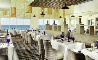 You can choose from a fine dining experience in the award-winning Gulfstream Restaurant.