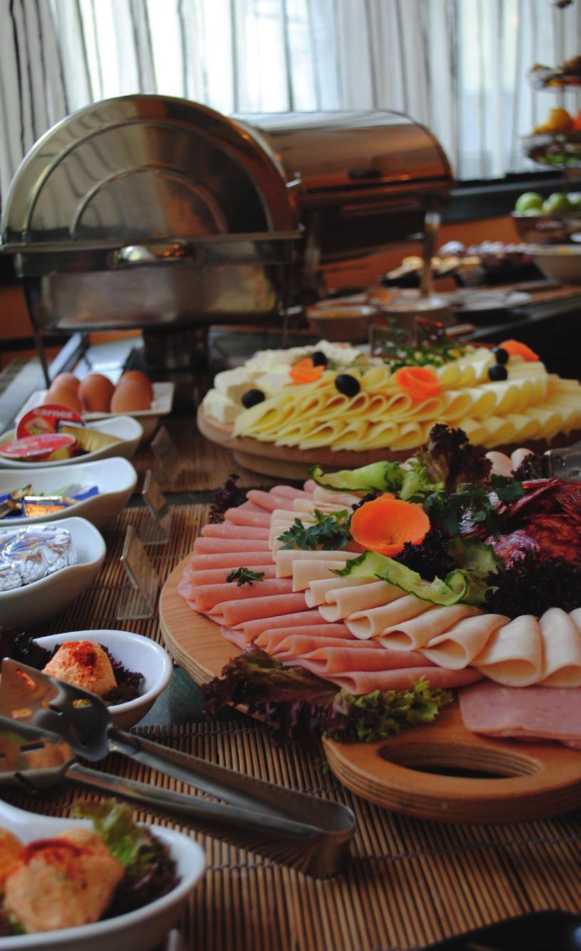 FOOD & BEVERAGE Our buffet breakfast has a wide offer of