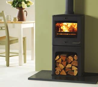 Available in a Metallic Black finish with striking stainless steel detailing, the CL5 Highline features a subtly curving cast top as standard and offers an excellent view of the rolling flames due to