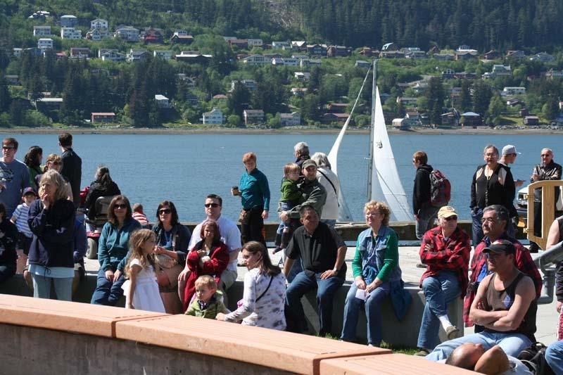 Demographics Juneau and Regional Population Trends The State Demographer s Office recently released its 2011 estimates of population for Alaska communities.