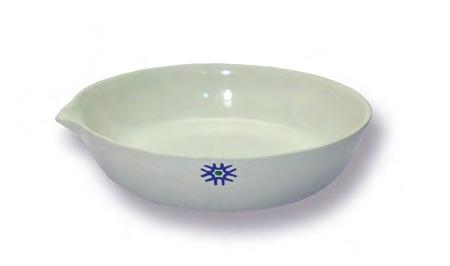 Dishes Shallow form with lip and flat bottom. Glazed except for rim and part of outside bottom. Autoclavable. Withstand temperatures to 1150 C.