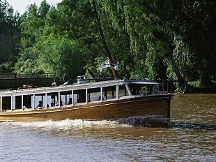 Day 2 EL TIGRE TOUR Experience the natural refuge of El Tigre Delta. Travel a short distance north of Buenos Aires to discover this green and tranquil hideaway popular with locals.