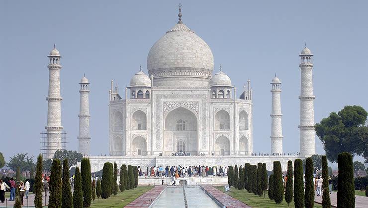 Taj Mahal is regarded as one of the eight wonders of the world, and some Western historians have noted that its architectural beauty has never been surpassed.