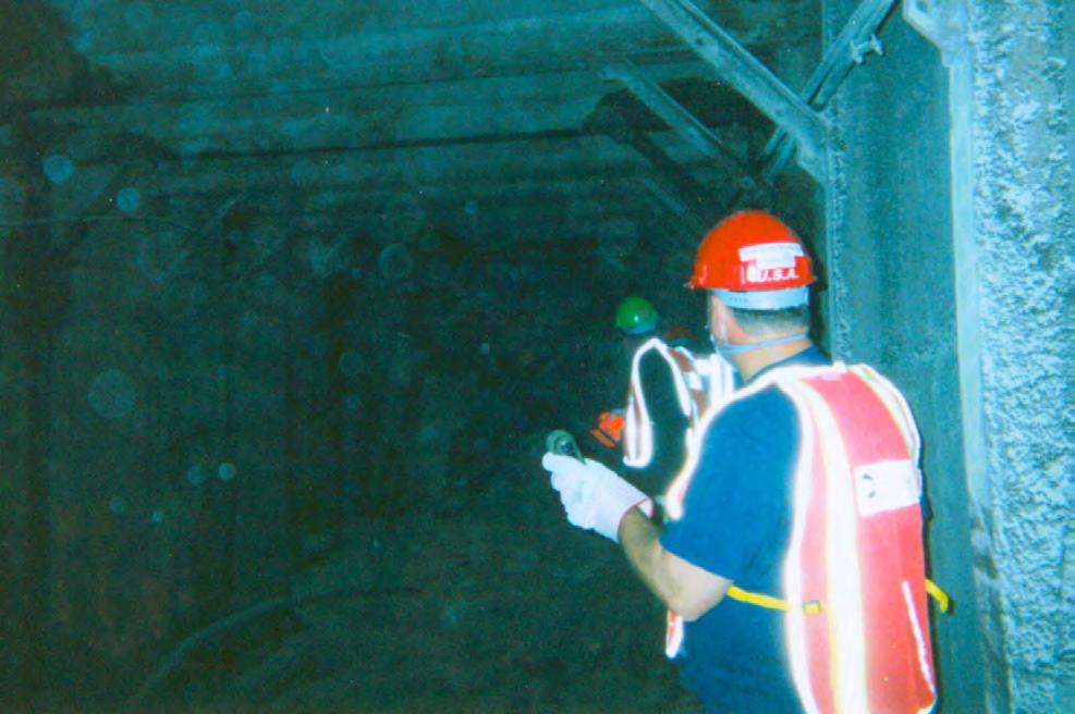 Damage to subway tunnel: Union members inspecting debris