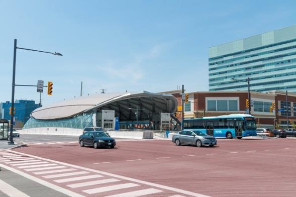 6 km of rapidway Progress Status Update Design-Build Construction Substantial Completion was achieved on December 15, 2017 The project was fully handed over to York Region on December 15, 2017 in