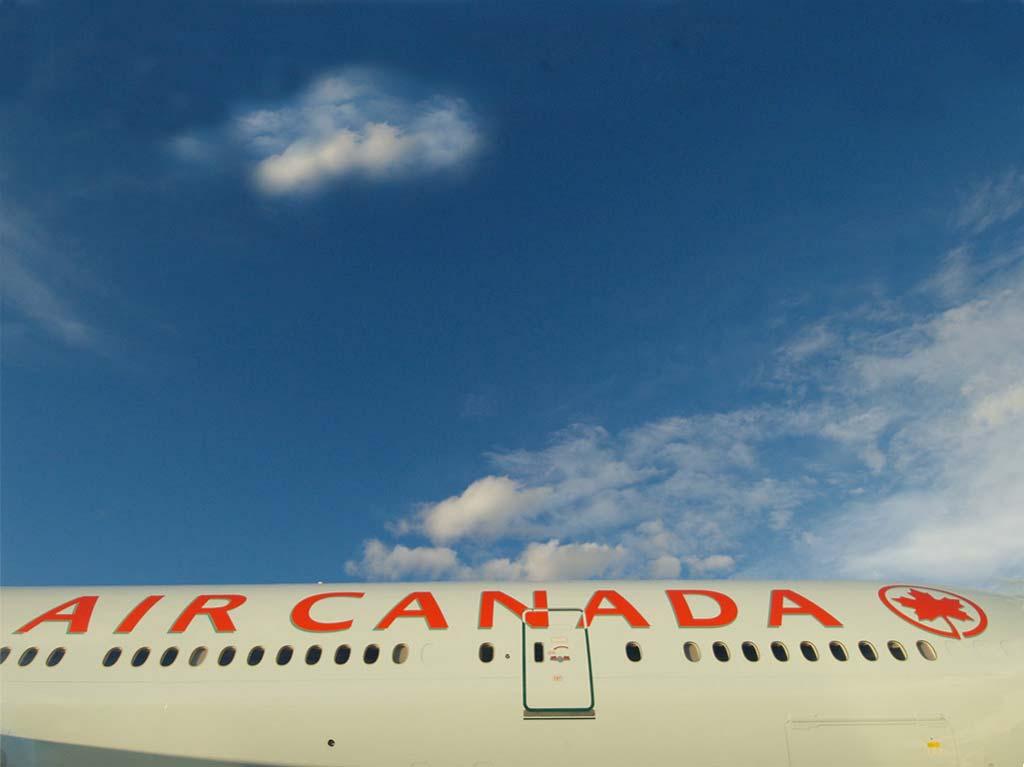Agenda About Air Canada Building a Stronger Airline