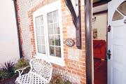 5-7 90-995 per week 2-3 15-685 per week Canary Cottage This delightful