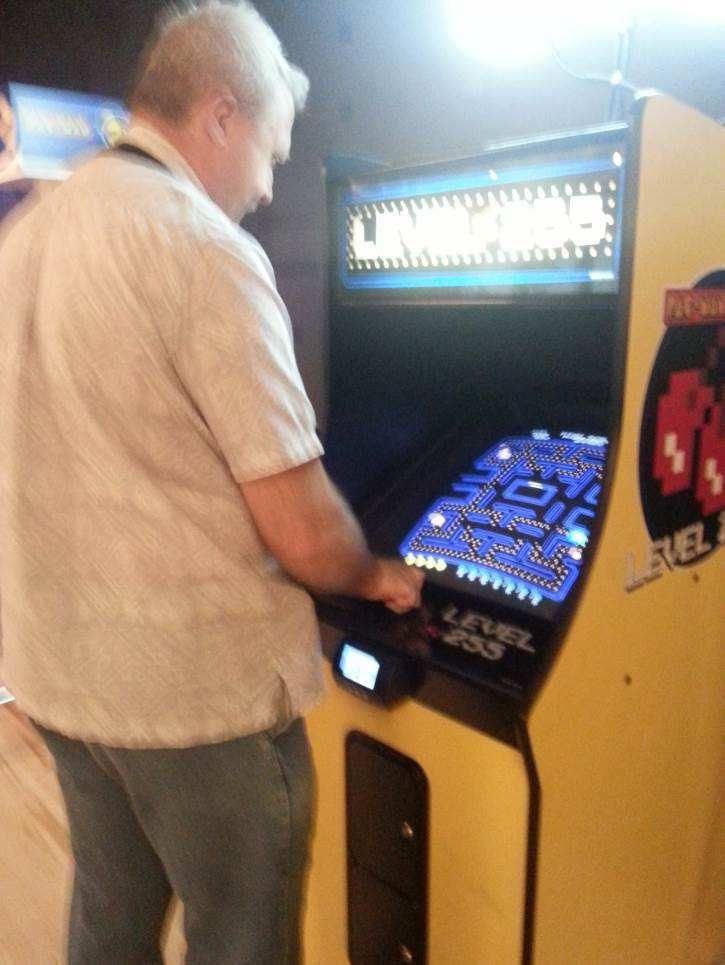 John Mark playing Level 255. Long Grove 307 Old McHenry Road Long Grove, IL 60047 http://www.visitlonggrove.