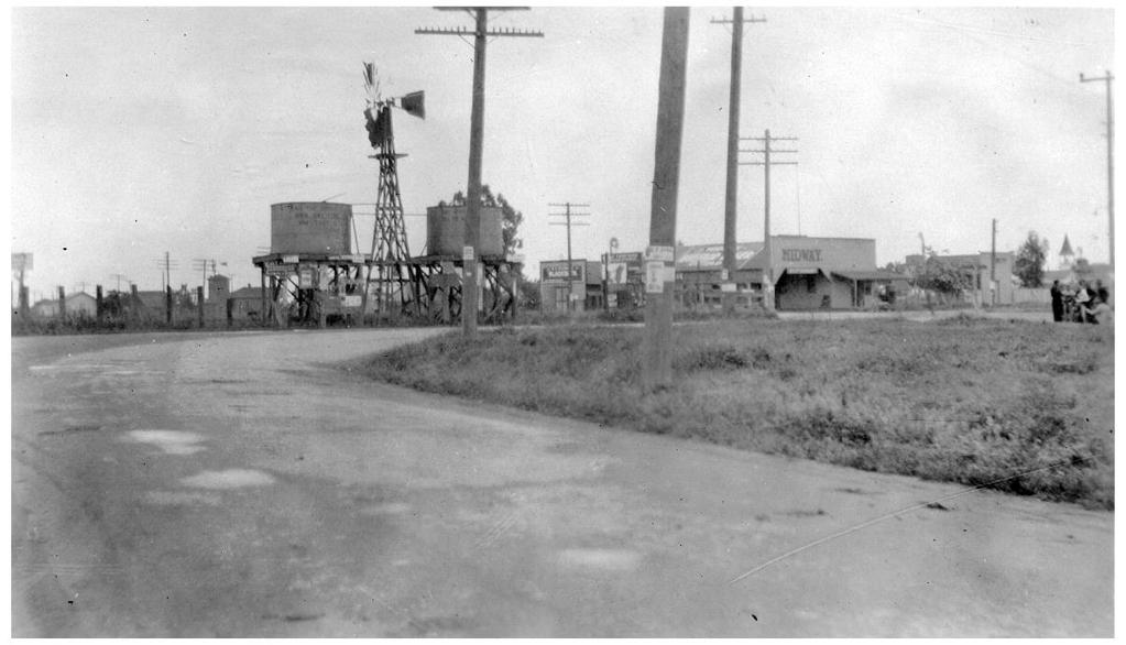 THE LINCOLN HIGHWAY IN GALT 1915 Caltrans photo Upper Stockton Road entering Galt from north turning right onto A Street 1915