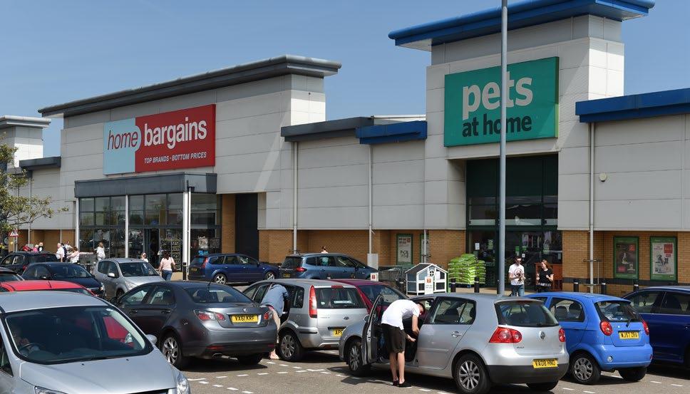 ANSON ROAD ALBANY ROAD Retail Occupiers To Let SITE Outside Ownership Pasteur Retail Park occupies a site of approximately 12.44 acres (5.04 hectares), which is broadly rectangular in shape.