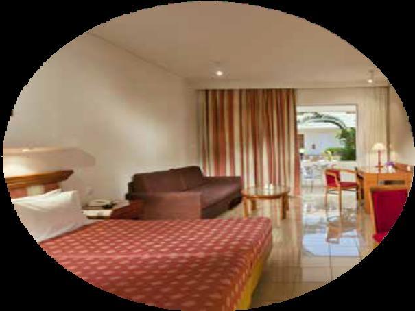 ACCOMMODATION 372 STANDARD ROOMS Standard room (24m 2 ) equipped with either two single beds or a double bed and a single