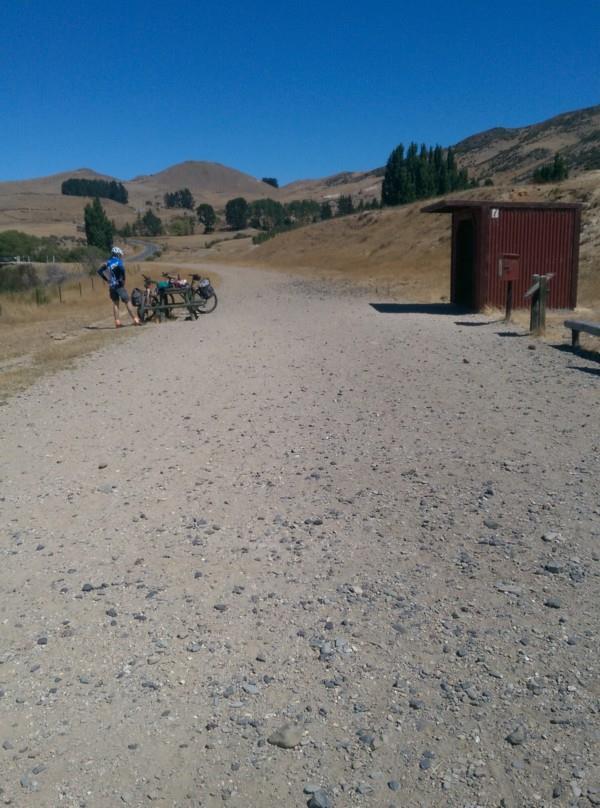 Our transport provider picked us up in Queenstown, and took us through to his shop in Alexandra where we were introduced to our bikes and issued with a pannier each.
