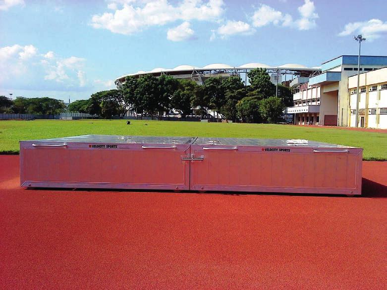 Mobile Aluminium Safety Cover The safety cover for high jump and pole vault landing mat is made from extra strong aluminium profiles.