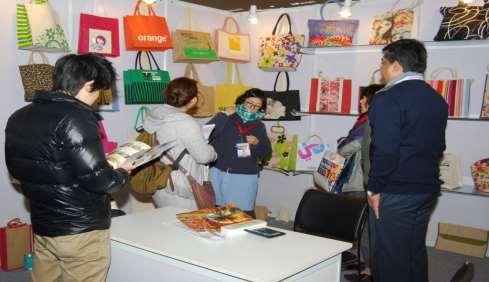 Sunaina Tomar, IAS Joint Secretary observing the Jute Diversified Products in one of the booths of NJB in Tex Trends