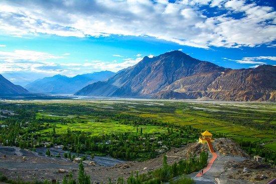 The average altitude of the valley is 10,000 Ft. above sea level. Upon arrival in Nubra we check in at our Camp / Hotel in Hunder for Overnight stay.