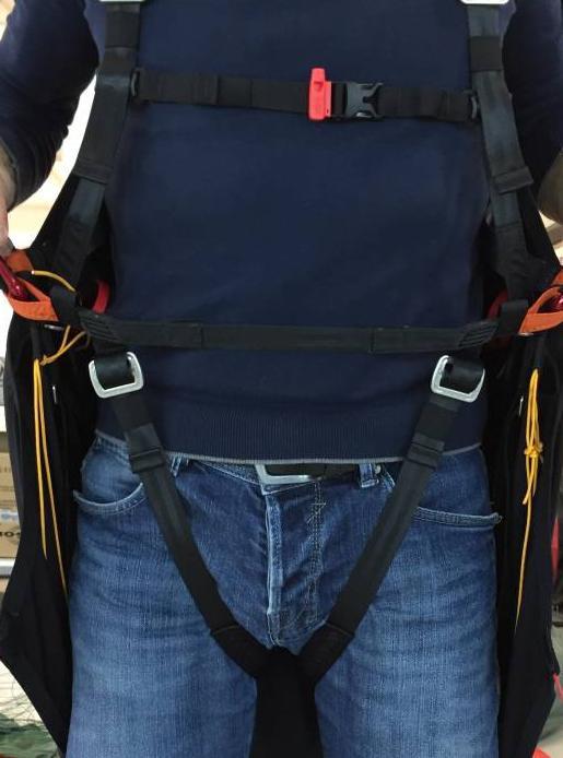 Too short straps can make you uncomfortable and restrain your starting run. Too long straps can make seating into harness impossible without using your hands.