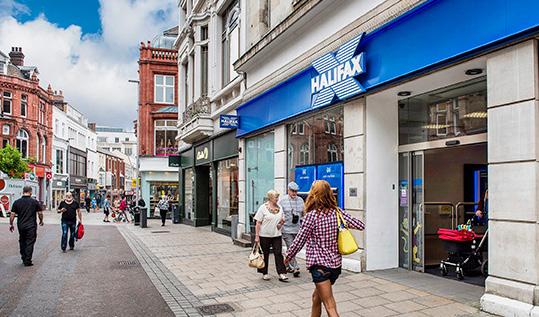 Investment Summary Rare opportunity to acquire a prime well-let city centre retail investment Prime retail pitch on Commercial Street