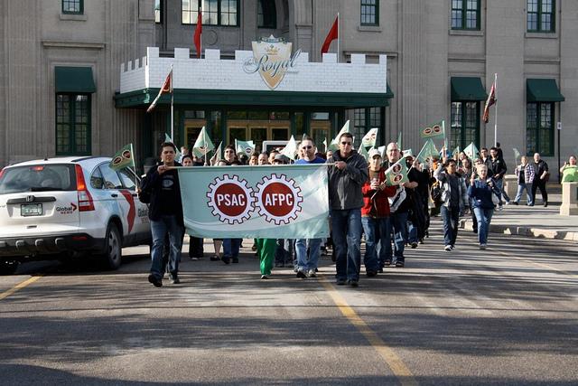 (Members from Casino Regina on strike June 2010) Prairie Agreements Since January 1 st 2013: First agreement Settlement Unit Name- English Number in BU Contract Expiry Average Annual Increase