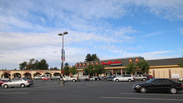 LYNDEN TOWNE PLAZA Intersection of GUIDE MERIDIAN and