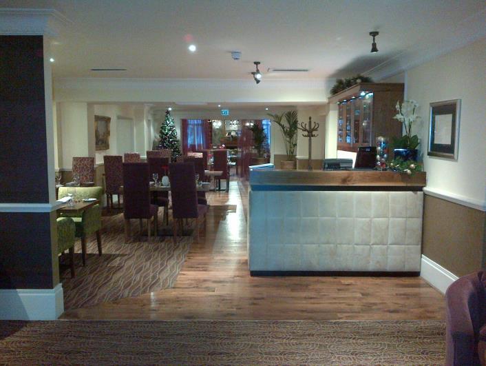 The floor is carpeted except the buffet area, which is tiled. Menus can be provided in large print if required.