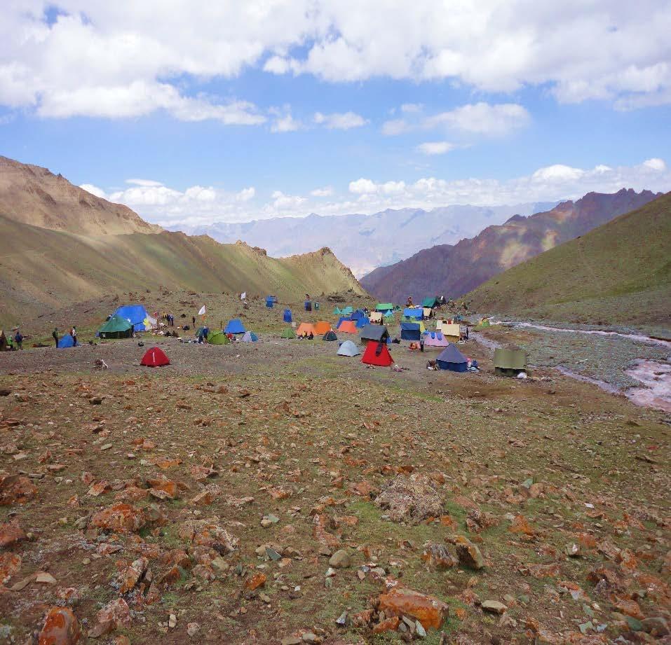 busy trail up to the Stok Kangri Base Camp.