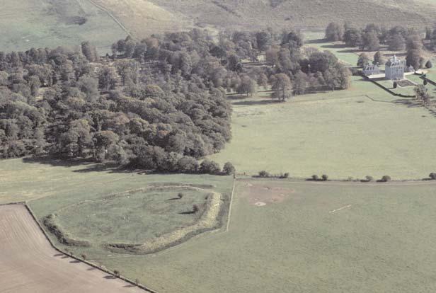 THE MONUMENTS AND THEIR SETTING Oxfordshire Alfred s Castle: Ashbury; NGR SU 277 822 Summary Date of survey: 12 to 13 August 1996. Landuse at time of survey: Rough grassland (mown prior to survey).