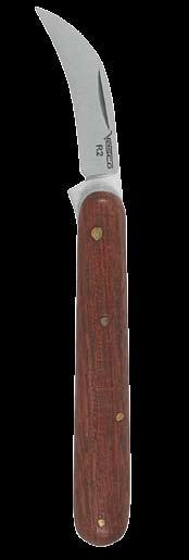 17 CURVED BLADE GRAFTING KNIFE This traditional curved blade grafting knife is