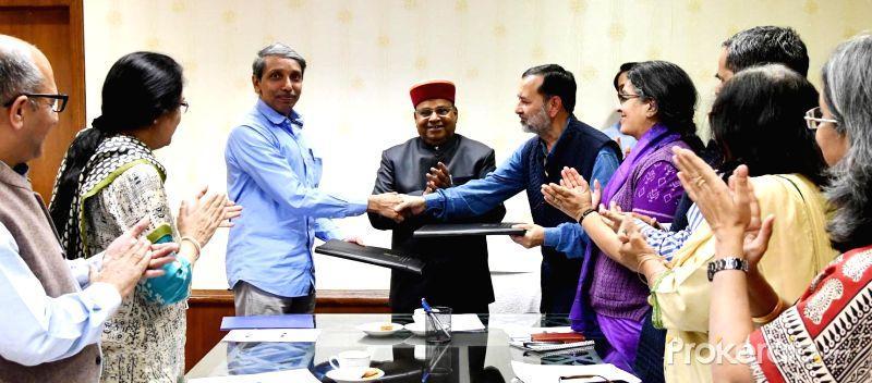 trains at any given point of time It was developed by Centre for Railway Information System (CRIS) Jawaharlal Nehru University (JNU) had signed MoU with Dr Ambedkar International Centre (DAIC) for