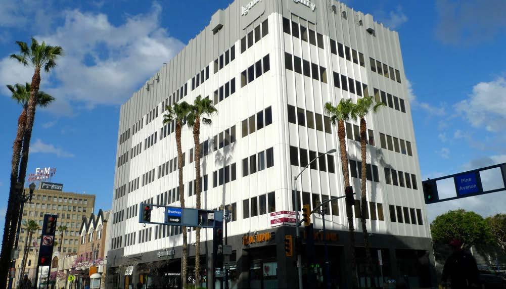 200 // LONG BEACH, CA 90802 6-Story Office Tower in the Heart of Downtown Long Beach Within Walking Distance of First Class Dining, Shopping & Hospitality Amenities Walk Score: 97/100 - Walker s