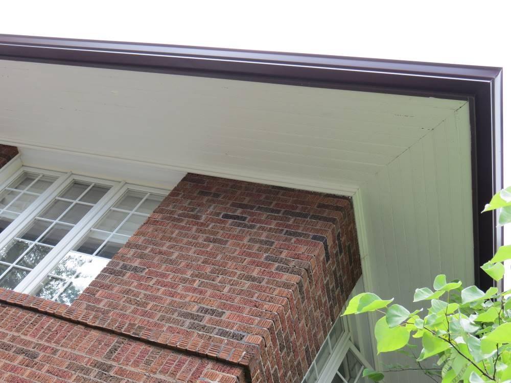 2 Image 3: Detail of Wide Eaves and Wood Soffit