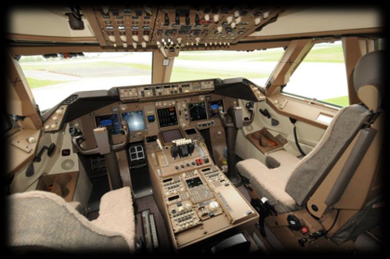 Letecký simulátor Letecký simulátor je systém, ktorého účelom je simulovať let skutočného lietadla, a to, čo možno najrealistickejšie.