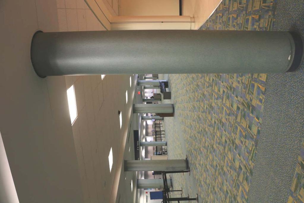 PILLAR WRAPS Located throughout the terminal, pillar wraps have the advantage of being seen no matter what direction you are facing in the terminal.