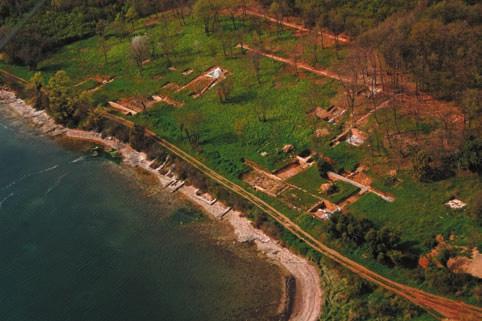 Istarska županija, HAG 2/2005 Summary A Roman-period underwater vivarium has been found alongside the peninsula of Kupanja.