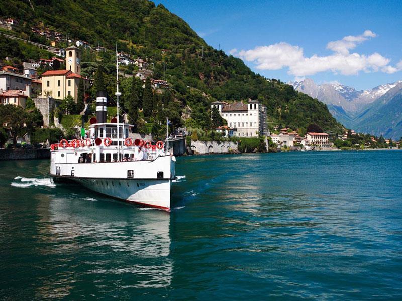 Lugano: Surrounded by mountains and a splendid lake, Lugano brings together all the characteristics of a metropolis