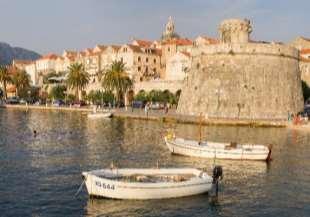 The special charm of this worldfamous town are the buildings that have remained from the time of the old Dubrovnik Republic, but before we tie up at Gruž harbor, we