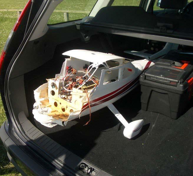 Cessna 182 Skylane loss of aircraft No actuator response immediately after take-off Control regained after a few second, and remote control was in full right Airplane flipped and crashed.