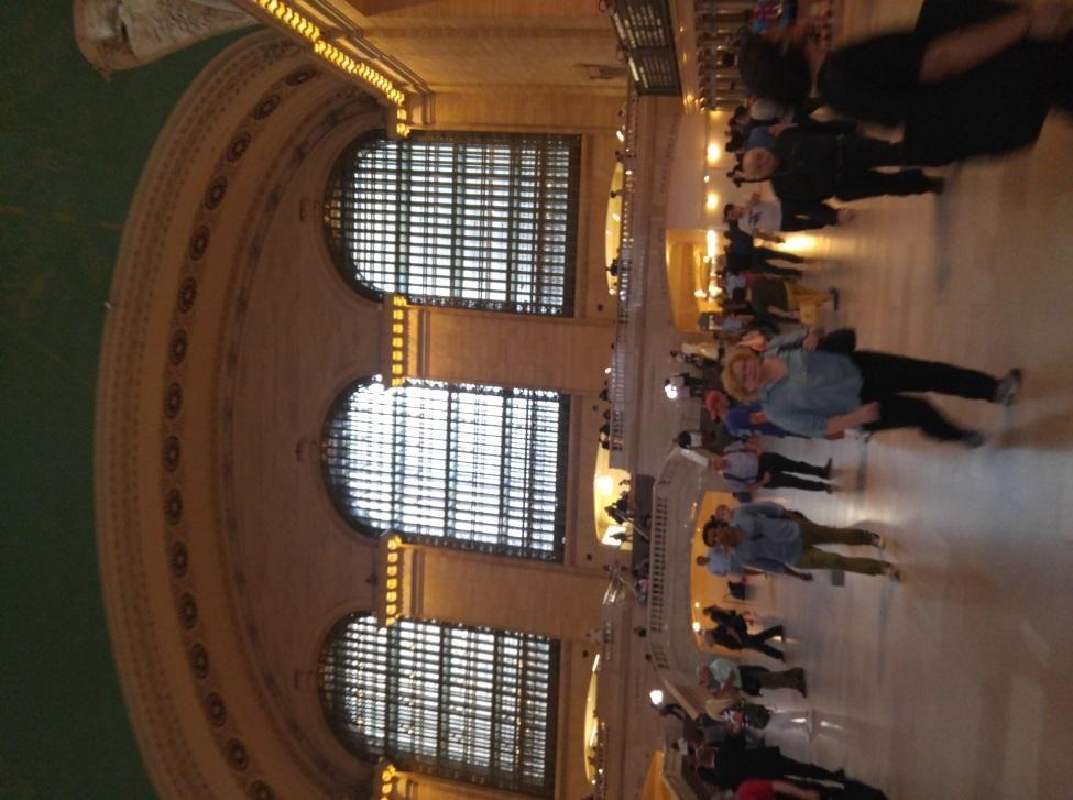 . This is the main lobby of Grand Central Station it is where a lot of people go to for things such as transportation or tourism, as you can see in the picture it is a big place with an amazing style