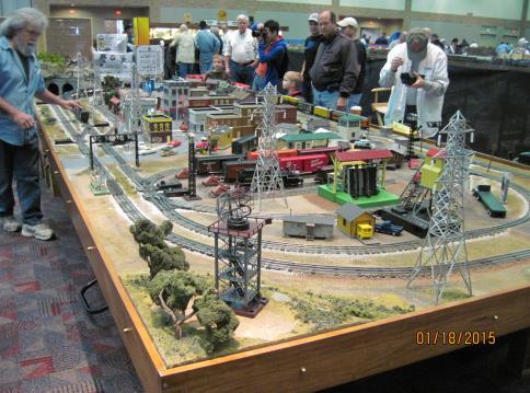 Dallas Area Train Show Continued THE SEMAPHORE Two layouts that really caught my eye were the Texas