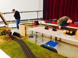 Great Train Expo Continued: THE SEMAPHORE Setting up