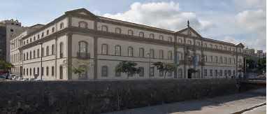 The Museum of Nature and Man is located in a prominent building of the insular capital, the Old Civil Hospital of Our Lady of the Desamparados, which dates from the year 1745, and was remodeled at
