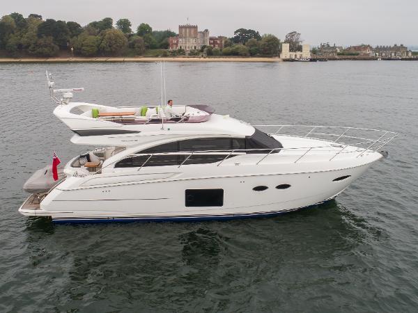 2014 PRICE: 699,995 INC VAT Ref:PB1338 2014 FLYBRIDGE MOTOR YACHT FOR SALE Open to Part Exchange 1 Year Guarantee Option Available Virtual Tour Available Princess Technical Orientation Included Twin