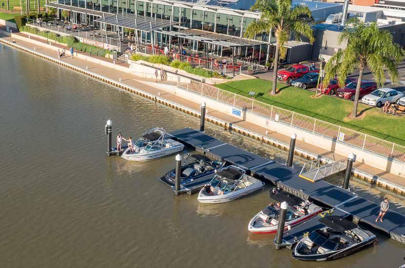 Food & WINE Renmark Club With its roadside stalls, farmers markets, boutique wineries and micro breweries, the Riverland is a delight to explore for visiting foodies of all types.