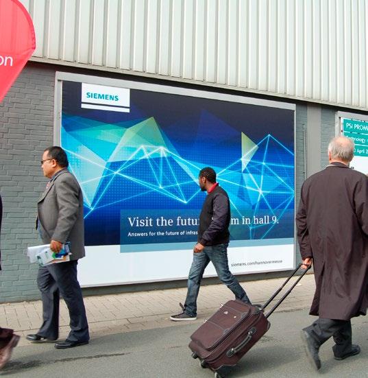 Large-scale surfaces Large-scale surfaces on our hall facades are the quintessence of outdoor advertising.
