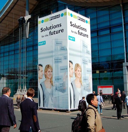 Advertising towers With an advertising surface measuring more than 160 square meters on four sides, our advertising towers represent a premium form of advertising space.